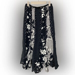 Multiples vintage skirt